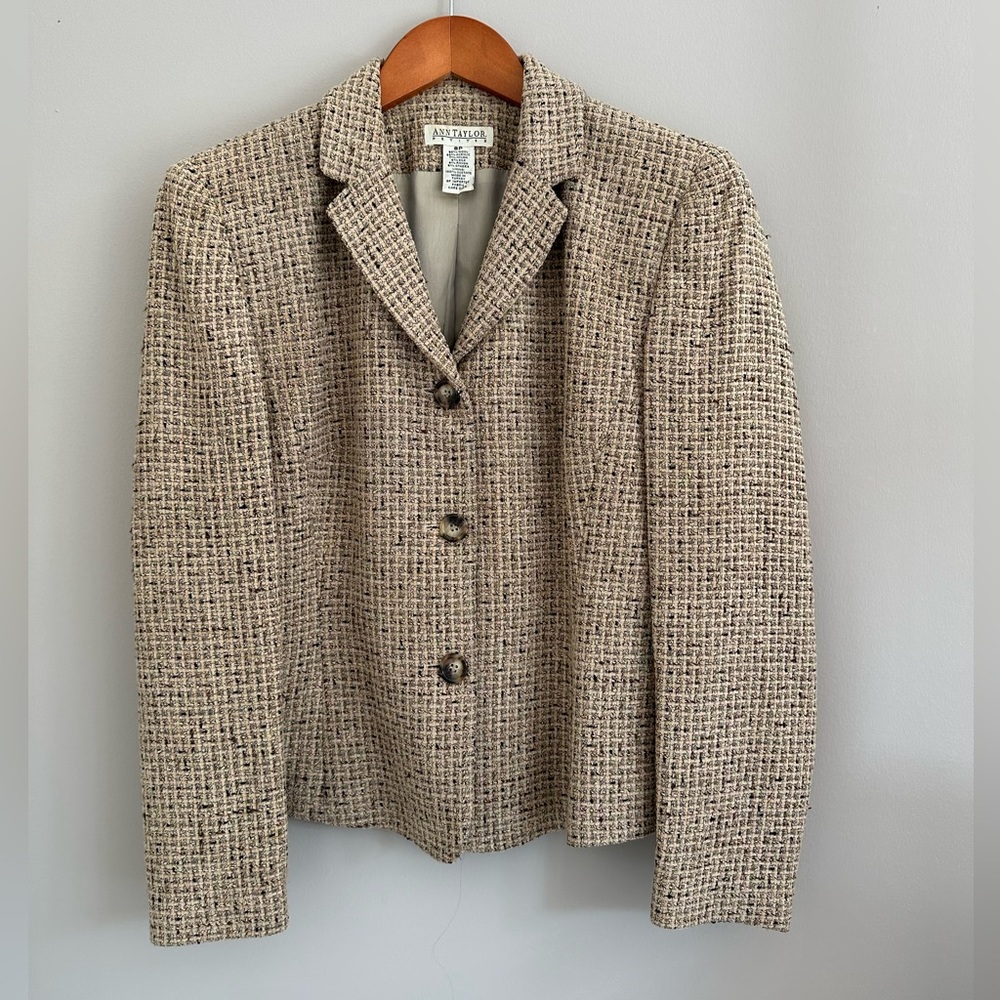 Ann Taylor tweed blazer Size 2 / NWT main image 1